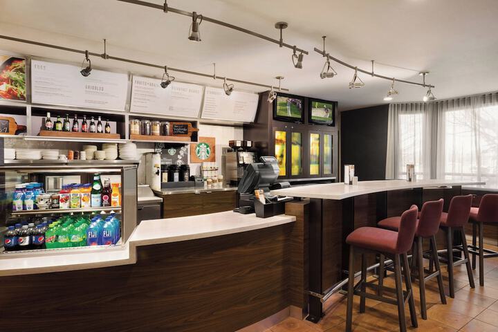 Courtyard by Marriott Topeka