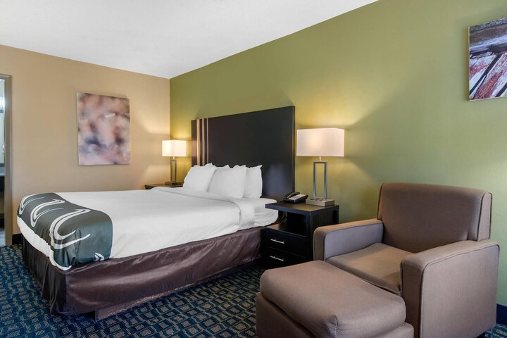Quality Inn & Suites Brooksville I-75 / Dade City
