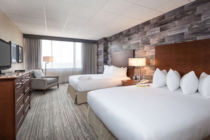 DoubleTree by Hilton Hotel & Suites Houston by the Galleria