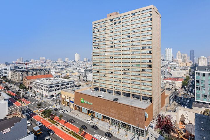 Hotel 3 of 58