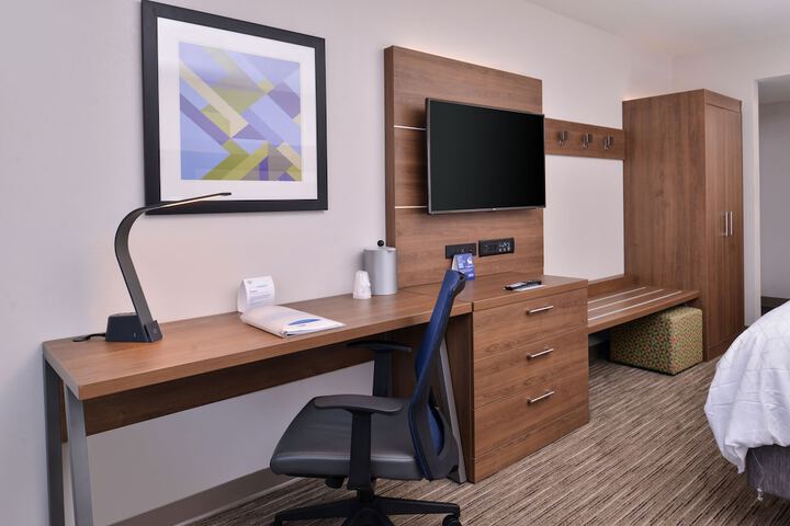 Room 35 of 54