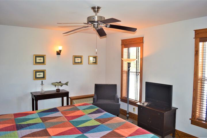 Roanoke Island Inn