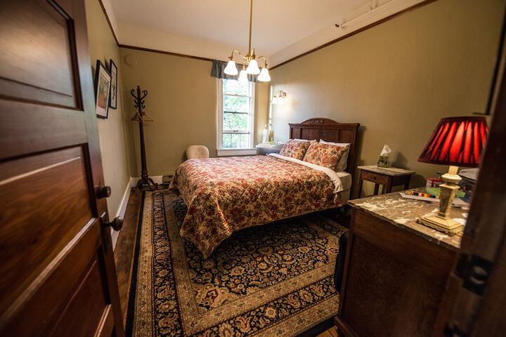 Room 45 of 67