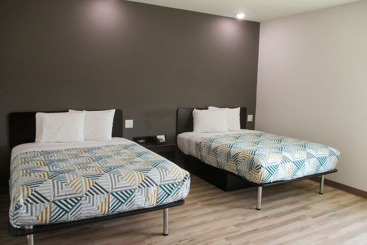 Room 18 of 29