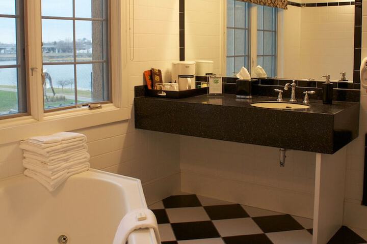 Room 7 of 39