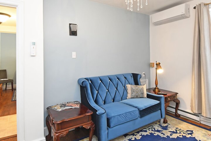 Room 18 of 37