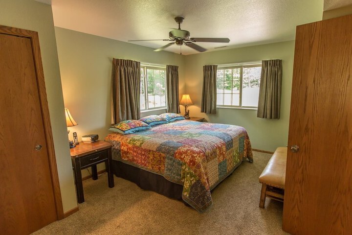 Room 32 of 55