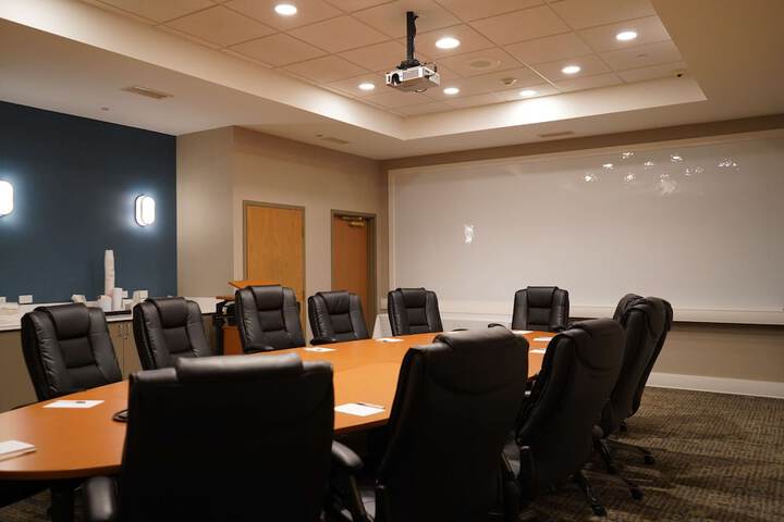 Hampton Inn & Suites Chicago / Aurora