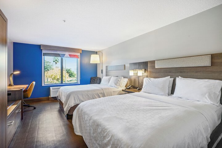 Holiday Inn Express & Suites Jacksonville - Atlantic Beach by IHG