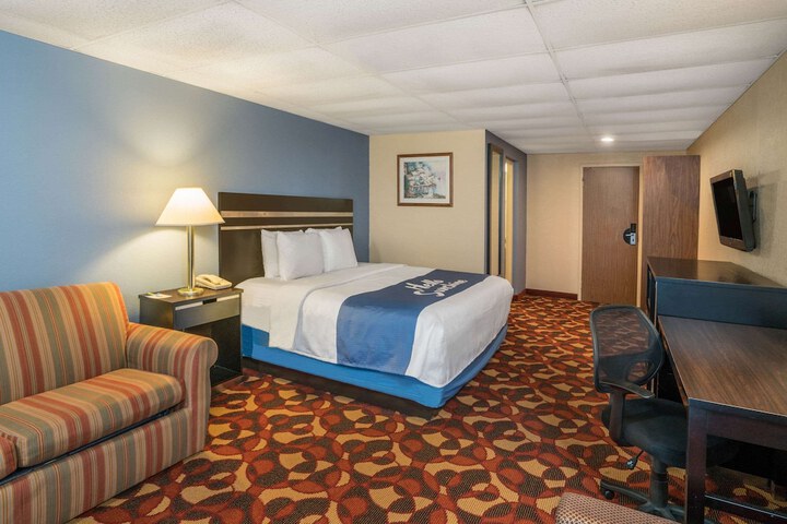 Room 38 of 56