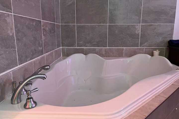 Room 10 of 39