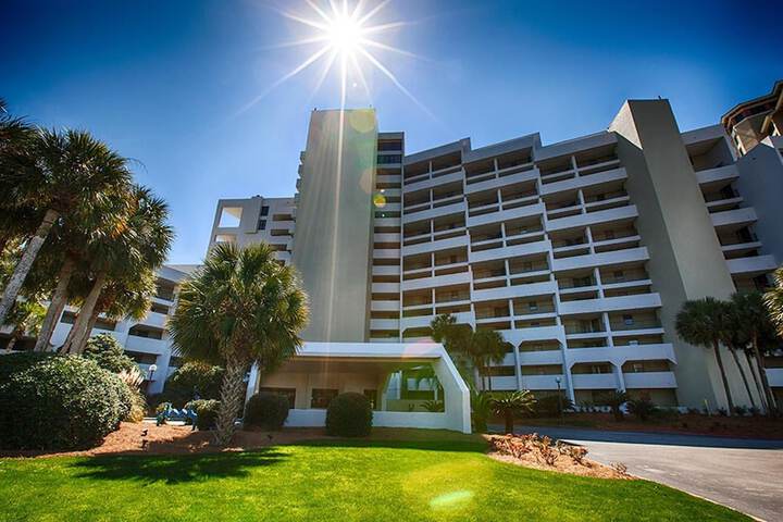Hotel 2 of 86