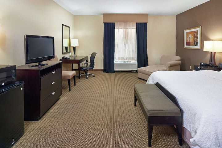 Room 34 of 51