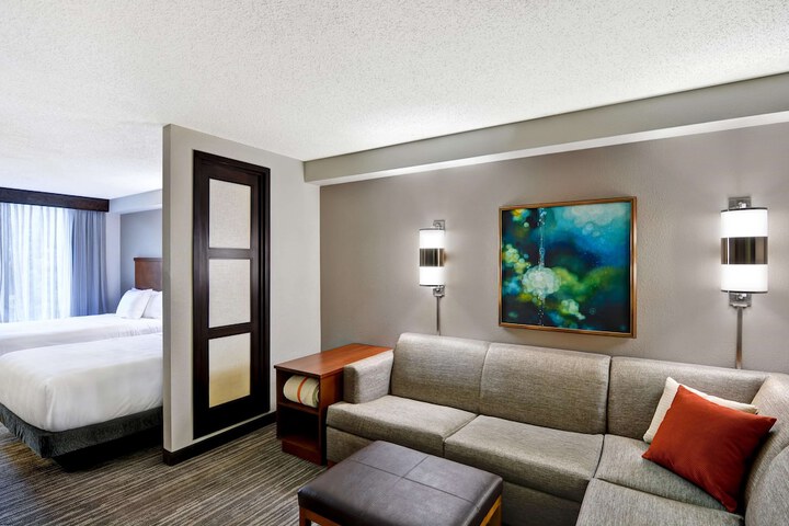 Room 26 of 42