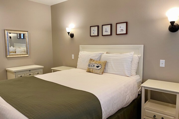 Room 48 of 72