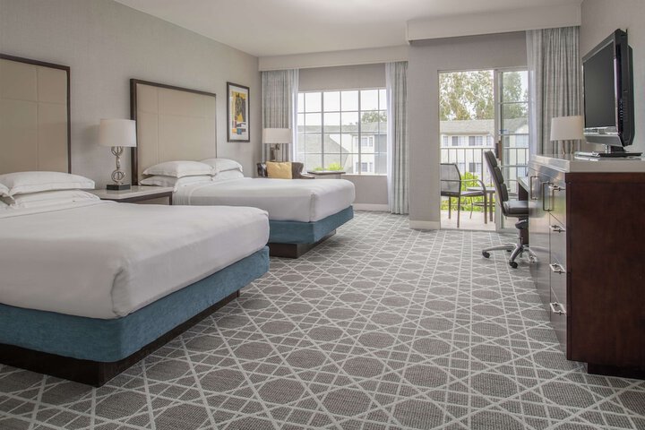 Hilton San Diego / Del Mar