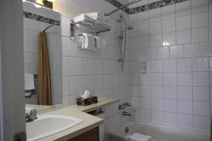 Room 34 of 54