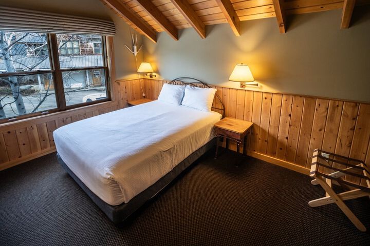 Sun Mountain Lodge
