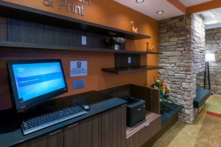 Fairfield Inn & Suites Boston Marlborough / Apex Center