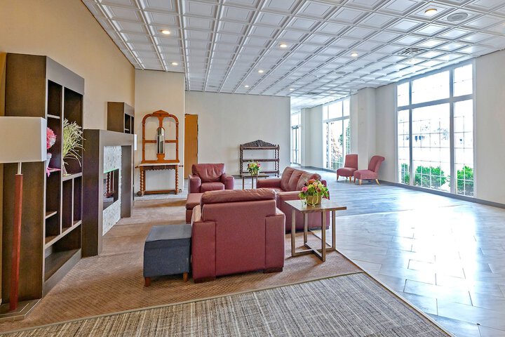 Hotel 1 of 13