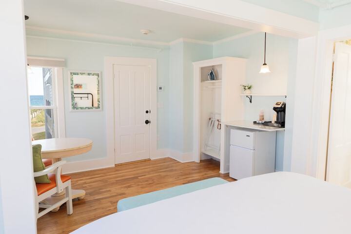 Ocean House Hotel & Motel