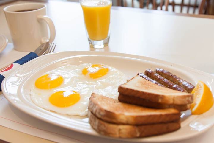 Breakfast/Coffee Service 29 of 60