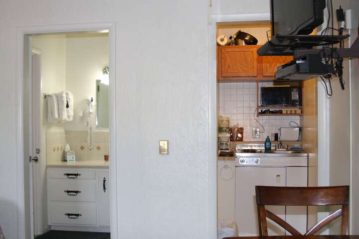 Room 30 of 175