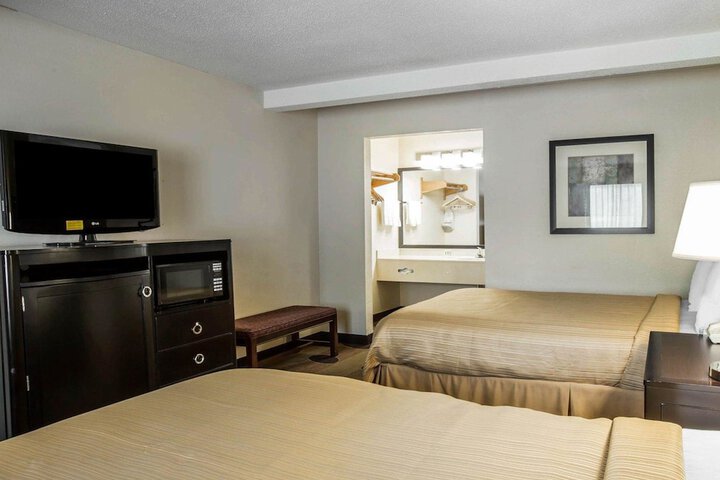 Quality Inn Greenwood Hwy 25