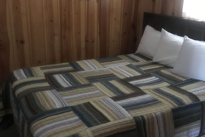 Chalet Motel