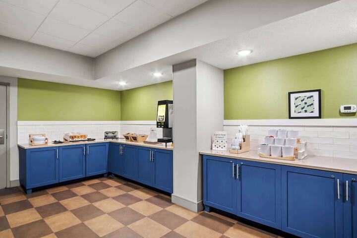 Spark by Hilton Stevensville