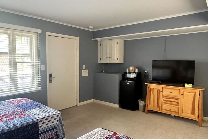 Room 18 of 22