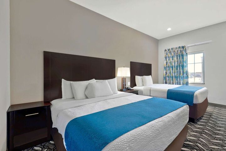 Room 9 of 26