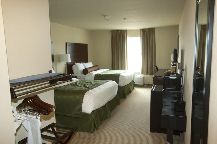 Room 27 of 47