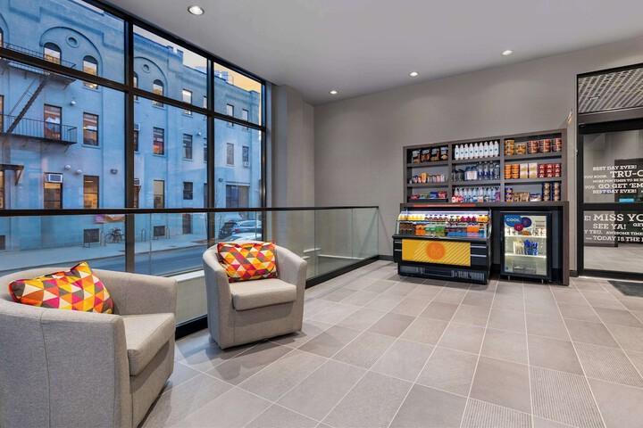 Hotel Interior 10 of 31