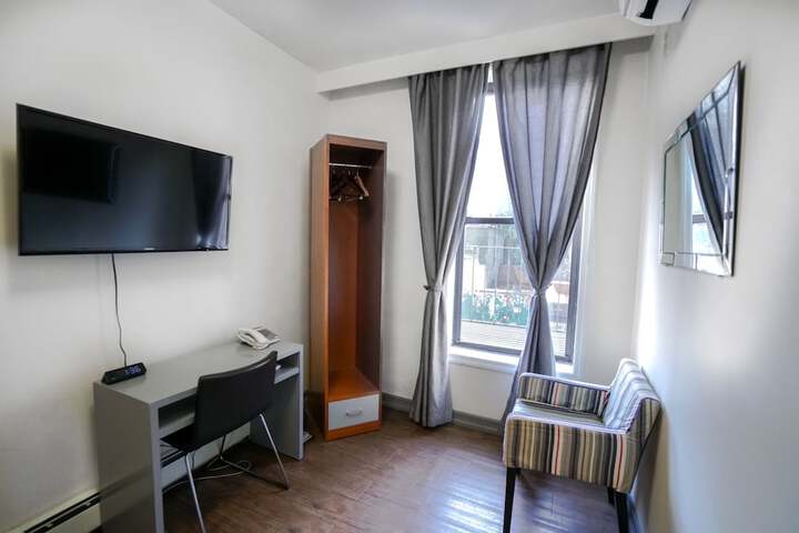 Room 20 of 35