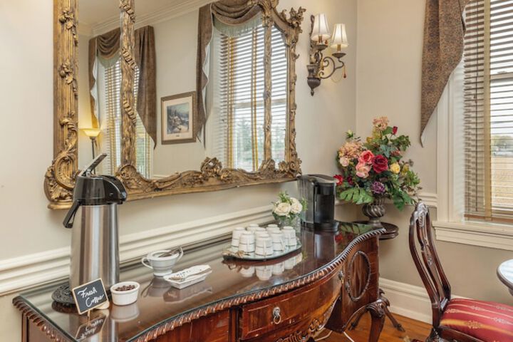 The Londonderry Inn