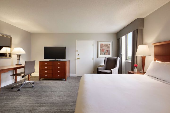 Room 34 of 70