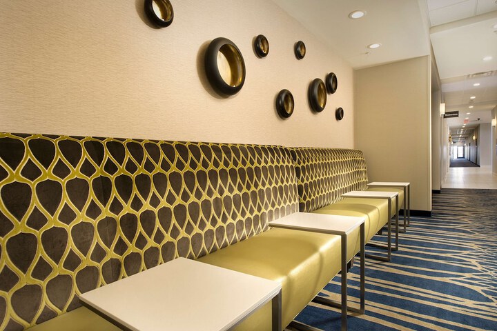 Hotel Interior 11 of 34