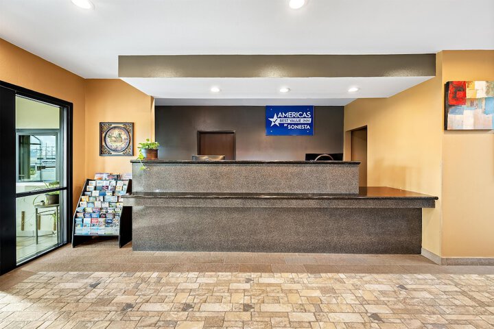 Americas Best Value Inn Somerville