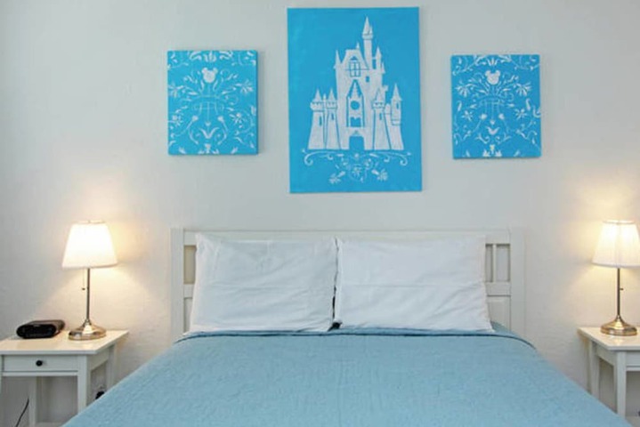 Room 16 of 37