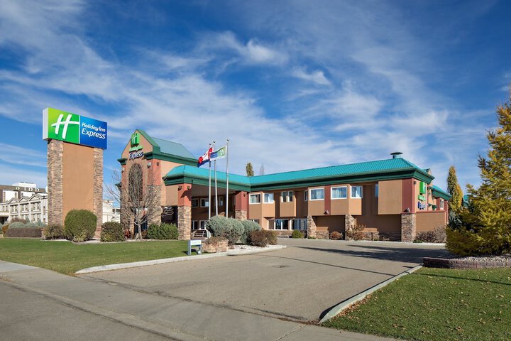 Hotel 5 of 52