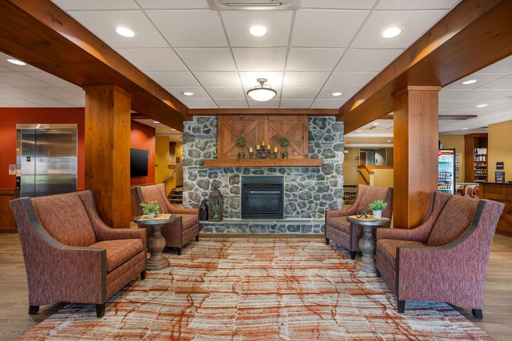 Hotel Interior 10 of 68