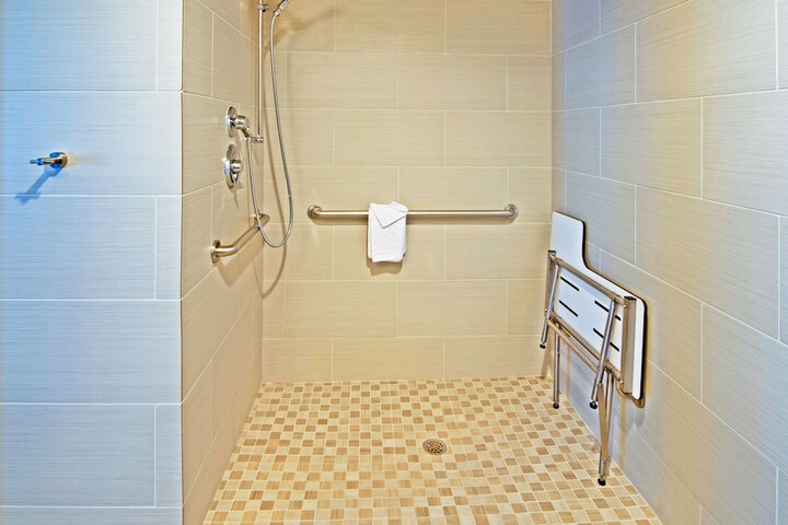 Room 21 of 57