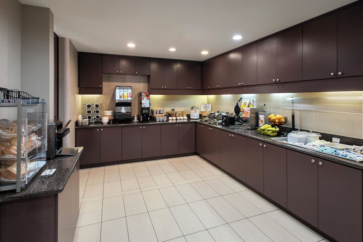Residence Inn by Marriott Pittsburgh Monroeville / Wilkins