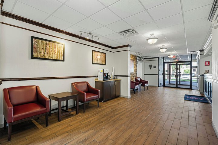 Red Roof Inn Gurnee - Waukegan