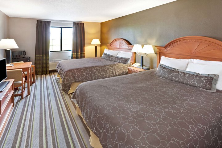Room 10 of 19