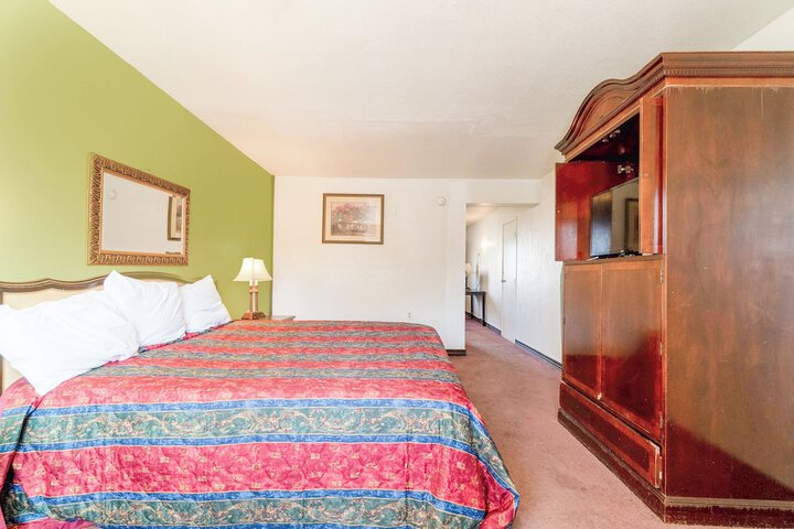 Room 95 of 123
