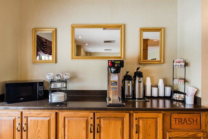 Quality Inn Summersville - New River Area