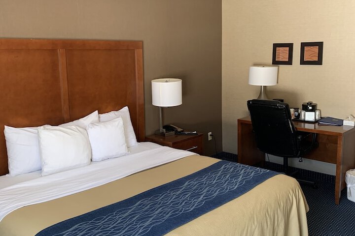 Comfort Inn Crystal Lake - Algonquin
