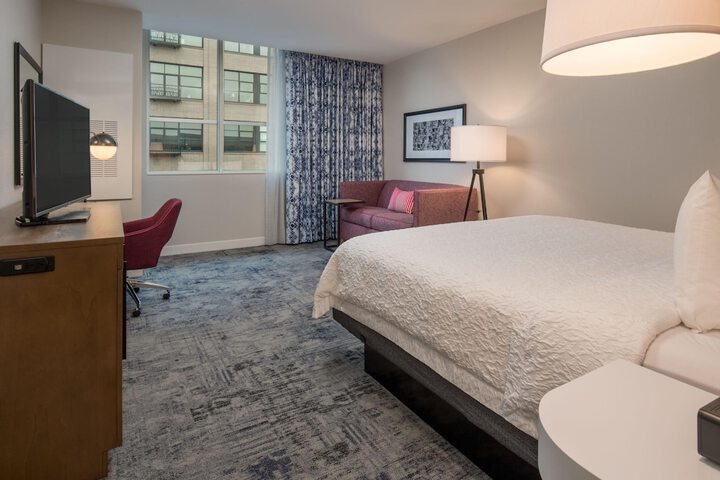 Hampton Inn & Suites Portland-Pearl District